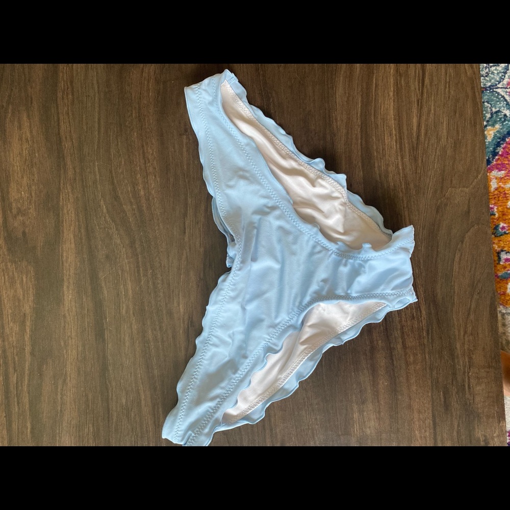 Victoria secret scrunch bottoms